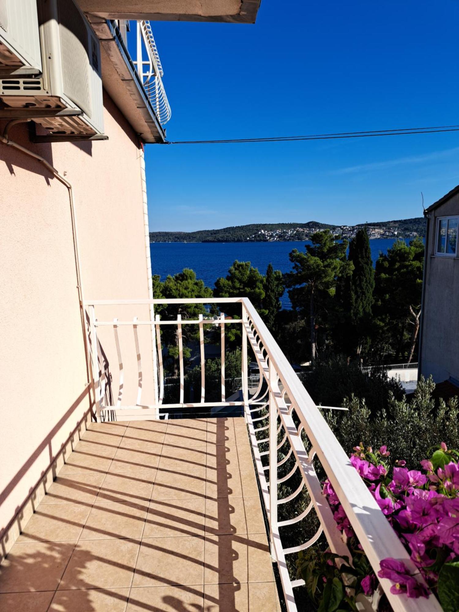 Apartments Zgogo Trogir Exterior foto