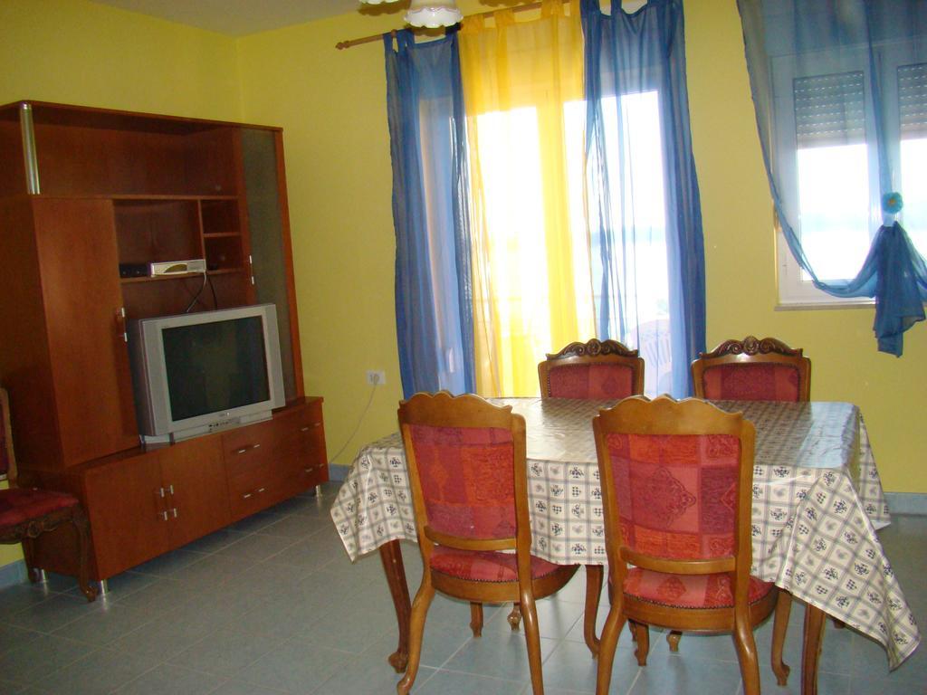 Apartments Zgogo Trogir Exterior foto